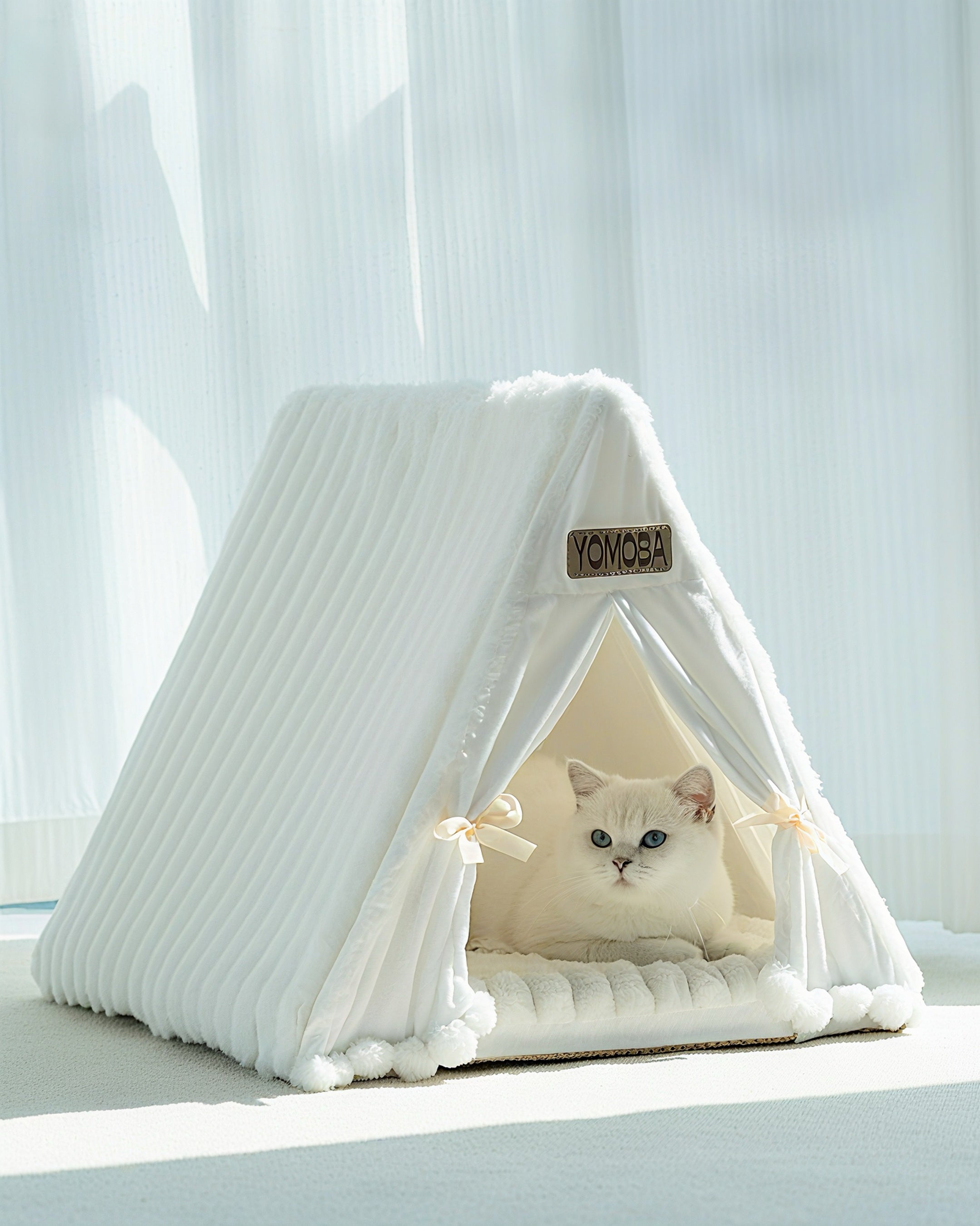 Minimal Foldable Pet Tent Bed